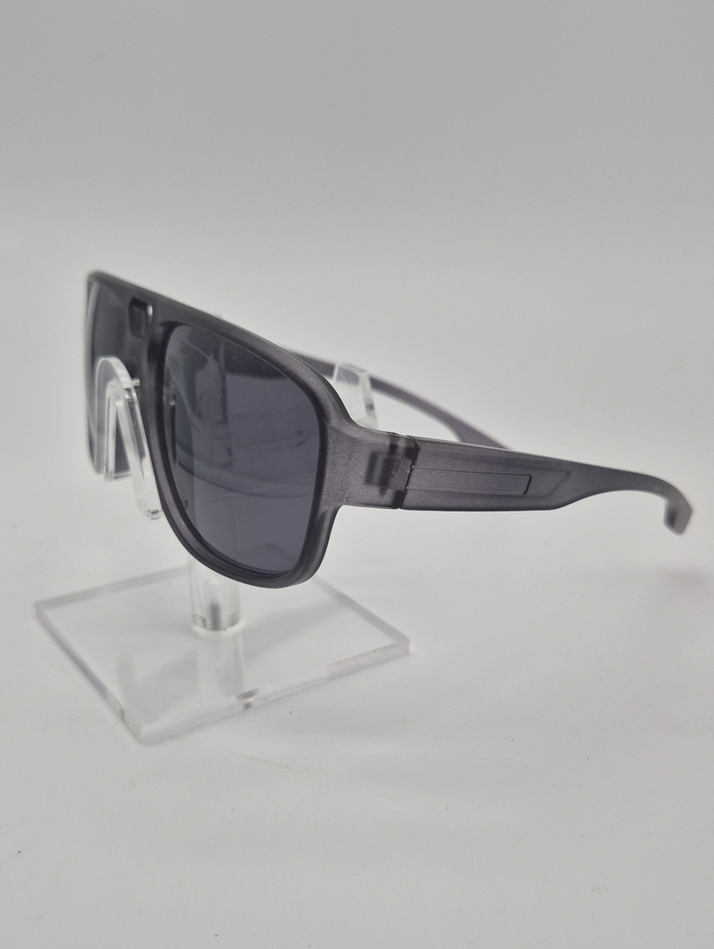 surf style Men's Smoke Gray Frame Sunglasses with Dark Lenses